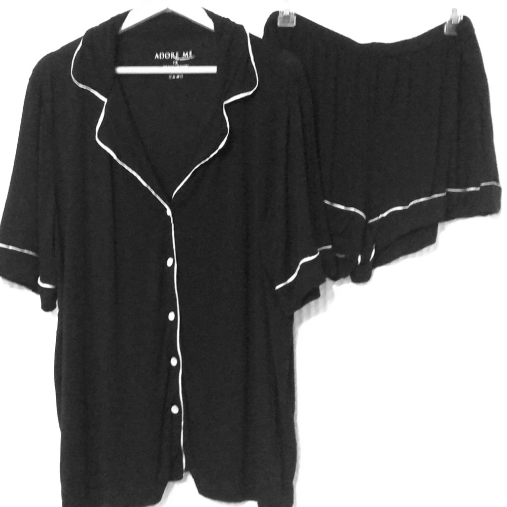 Adore Me Black & White Pajama Set Size 1X
